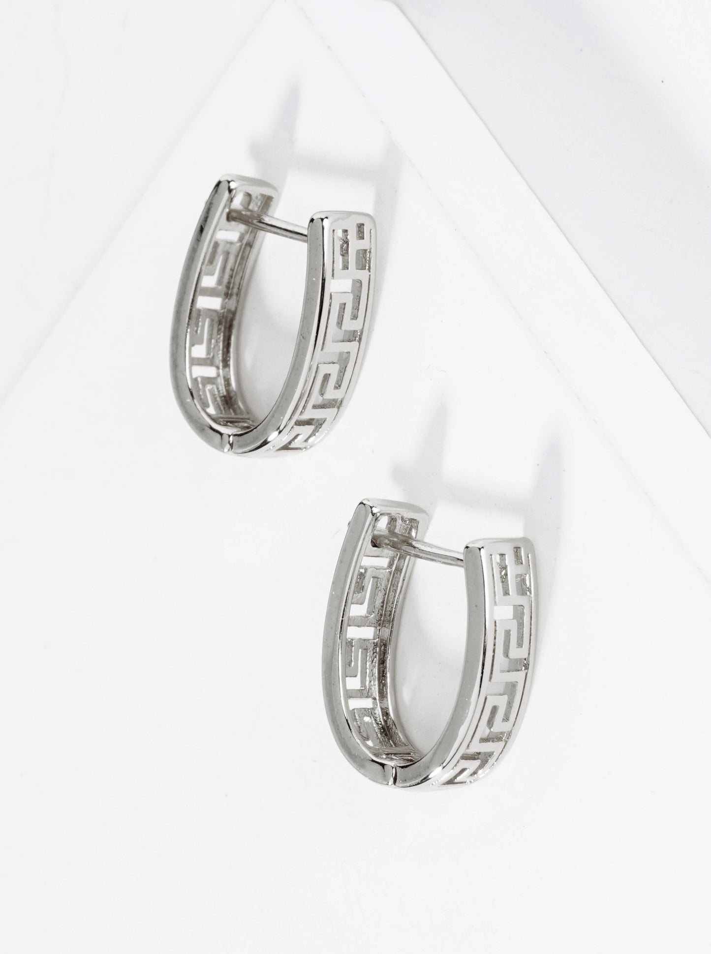14K Gold Dipped 15mm Cutout Brass Oval Huggie Hoop Earrings