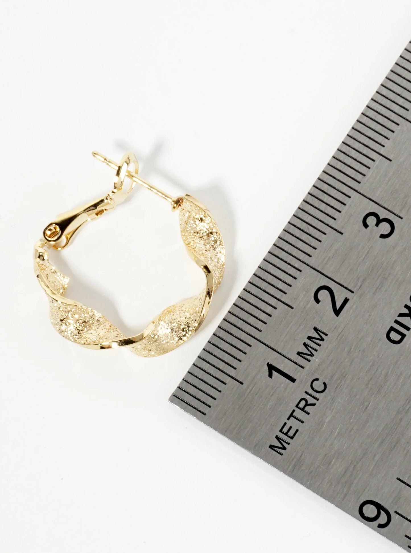 14K-Gold-Dipped 20mm Textured Twist Latch-Back Hoop Earrings