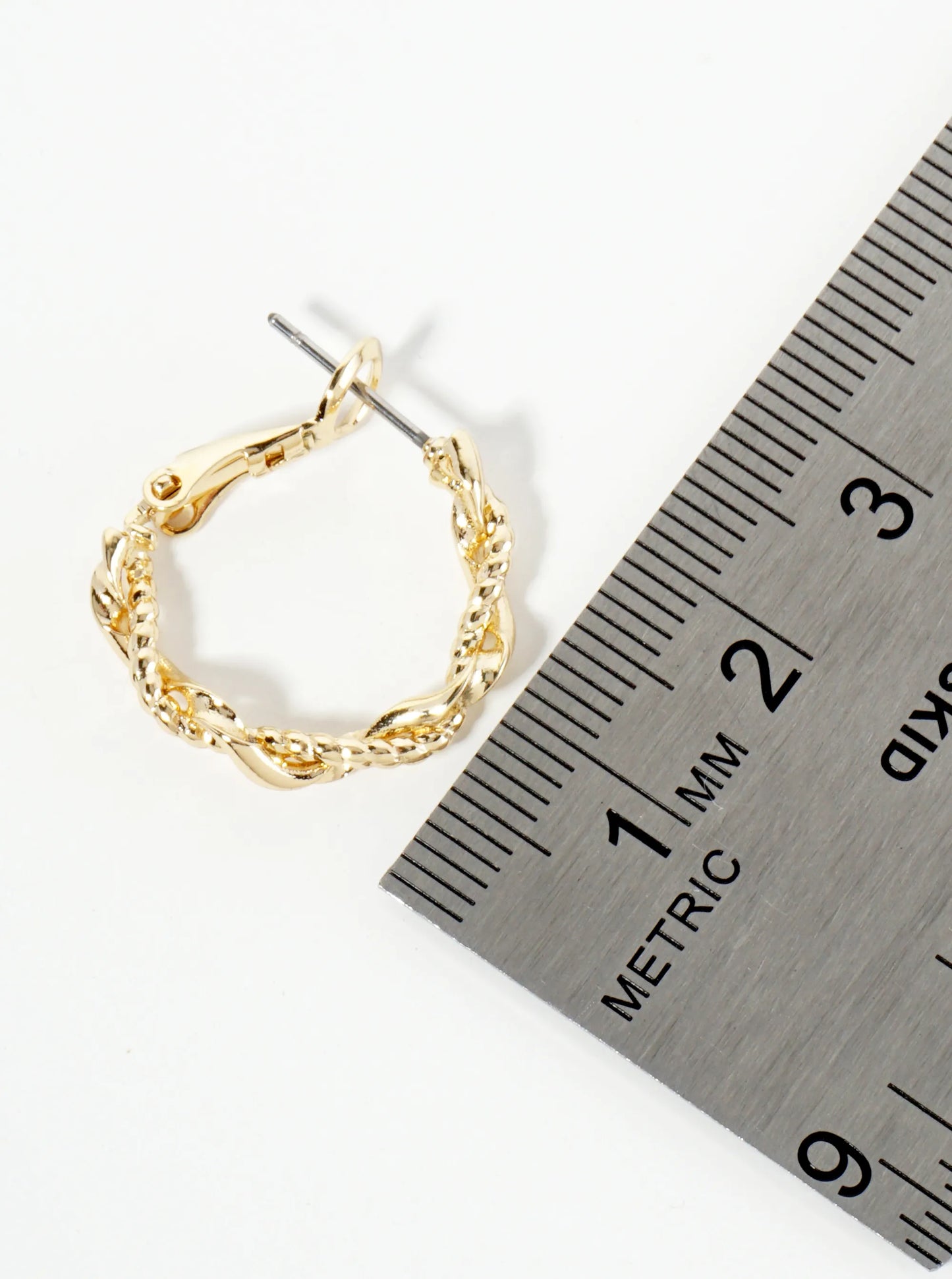 14K-Gold-Dipped 20mm Twist Latch-Back Hoop Earrings