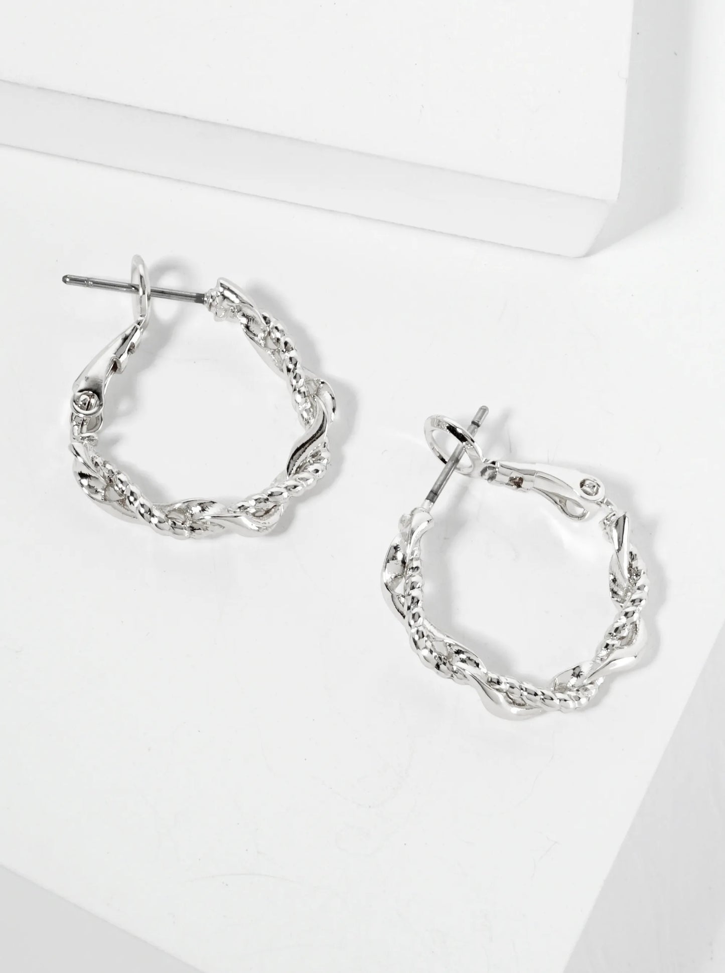 14K-Gold-Dipped 20mm Twist Latch-Back Hoop Earrings