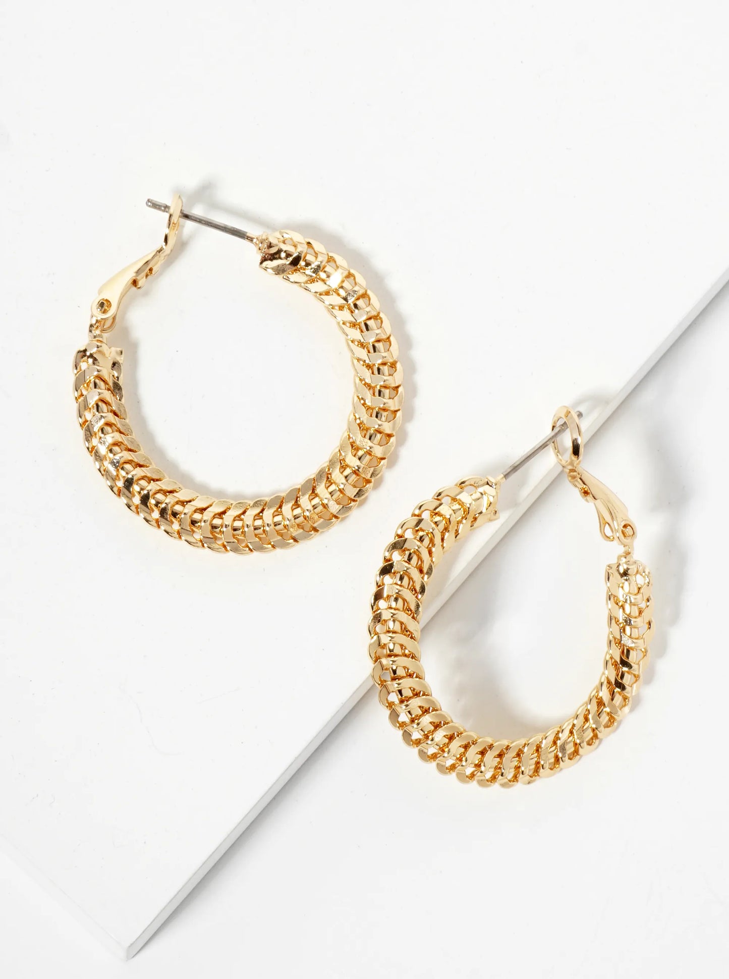 14K-Gold-Dipped Polished 30mm Chain Design Latch-Back Hoop Earrings