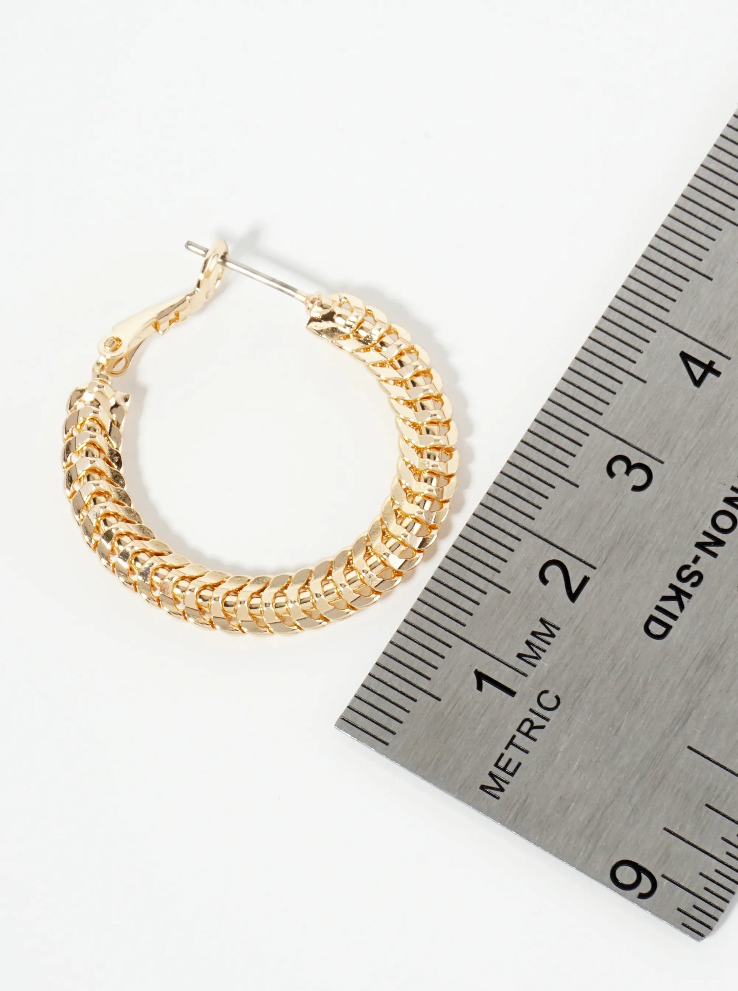 14K-Gold-Dipped Polished 30mm Chain Design Latch-Back Hoop Earrings