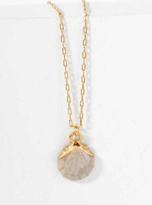 15mm Enamel Seashell Pendant 16-Inch Sea-Life Necklace