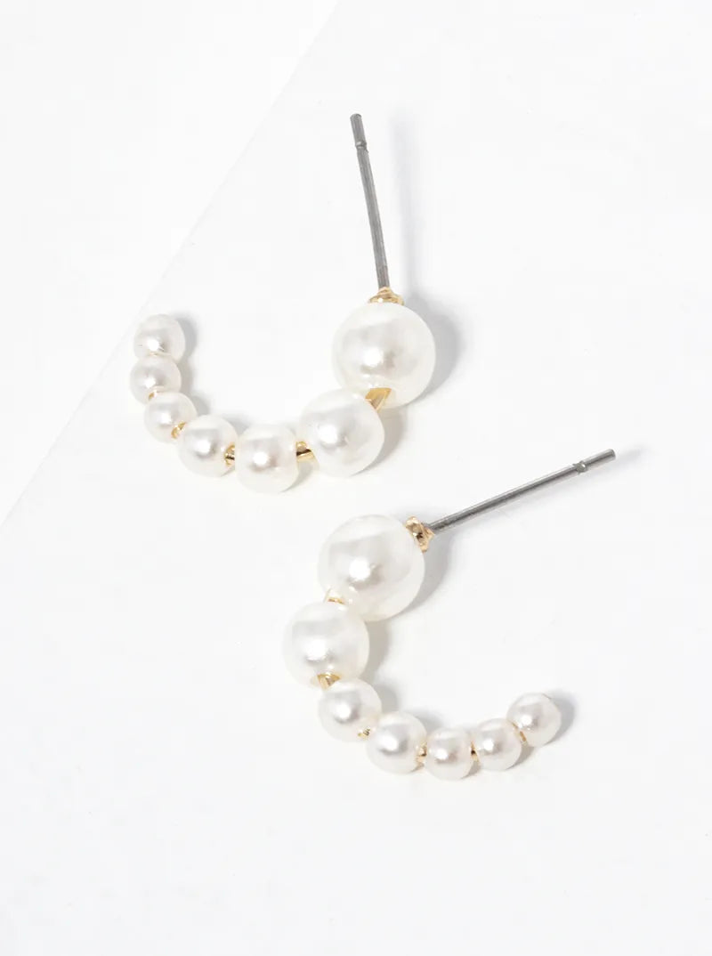 15mm Graduated Pearl Hoop Earrings