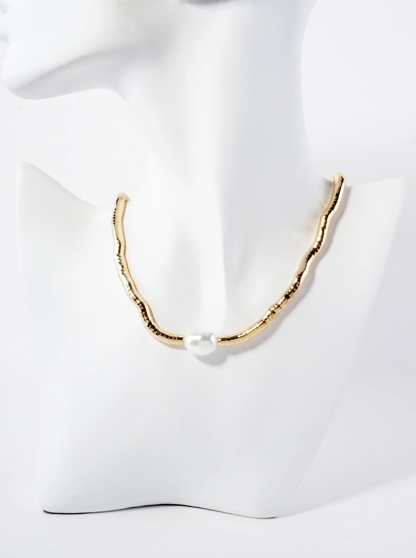 15mm Oval Pearl-Bead Accents Polished Metal Beaded 17-Inch Necklace