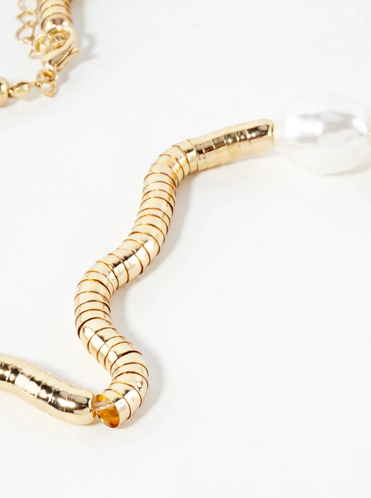 15mm Oval Pearl-Bead Accents Polished Metal Beaded 17-Inch Necklace