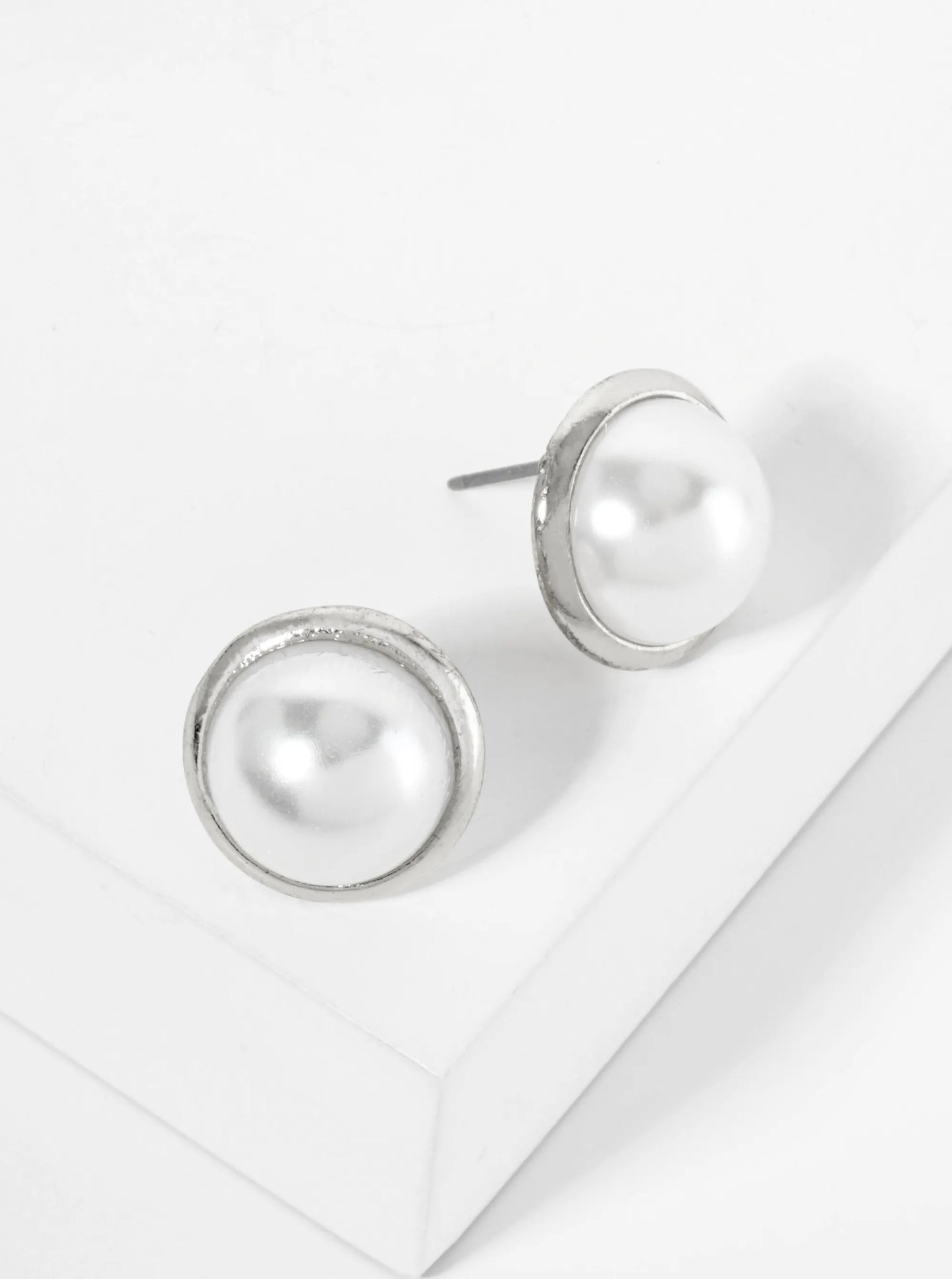 15mm Pearl Button Stud Earrings