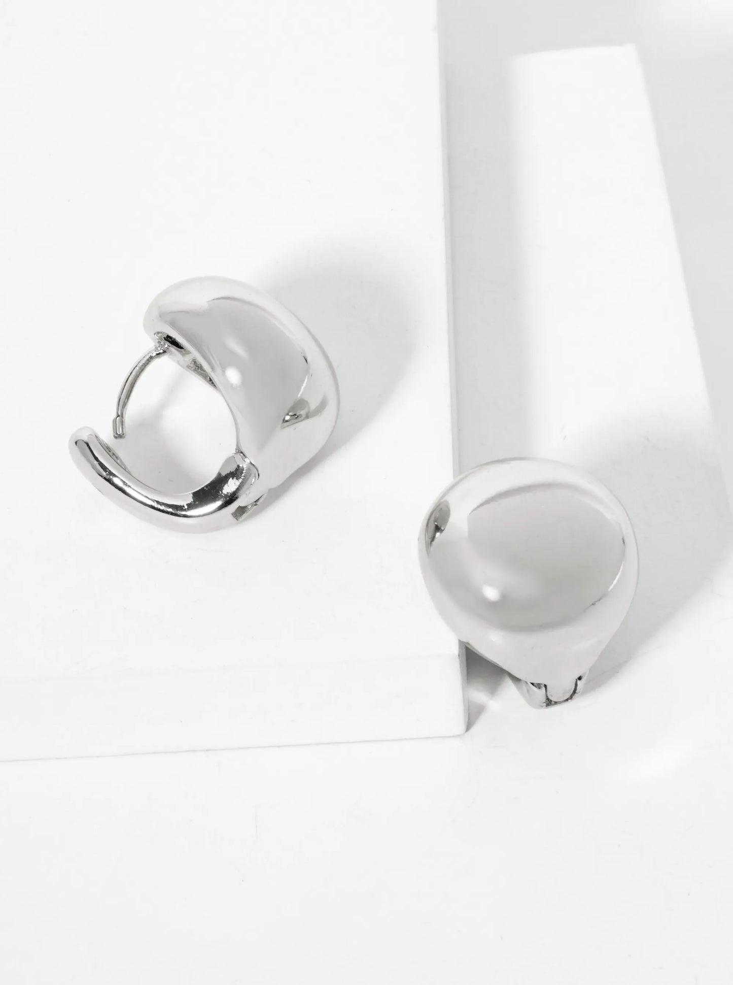 15mm Polished 14K-Gold-Dipped Round Huggie Hoop Earrings