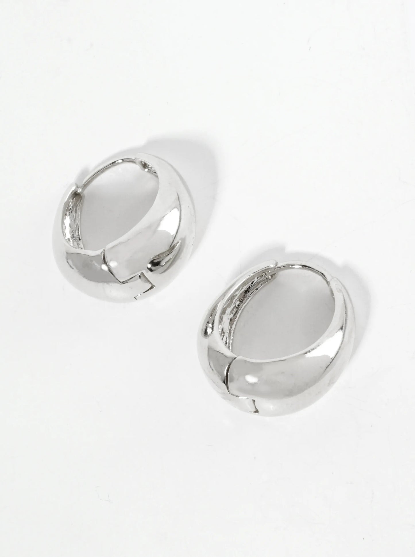15mm Polished Metal Tapered Huggie Hoop Earrings