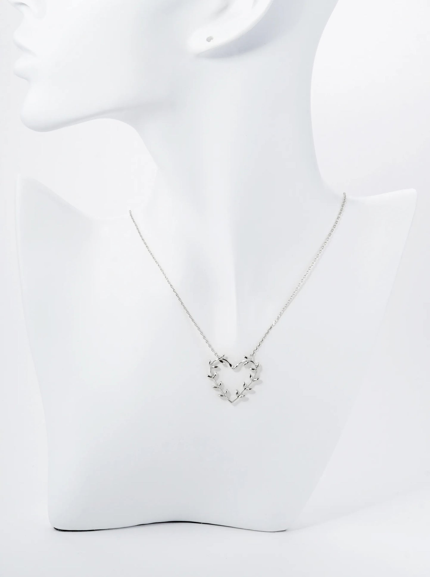 18K Gold Dipped 1 Inch Olive Leaf Heart Pendant Necklace