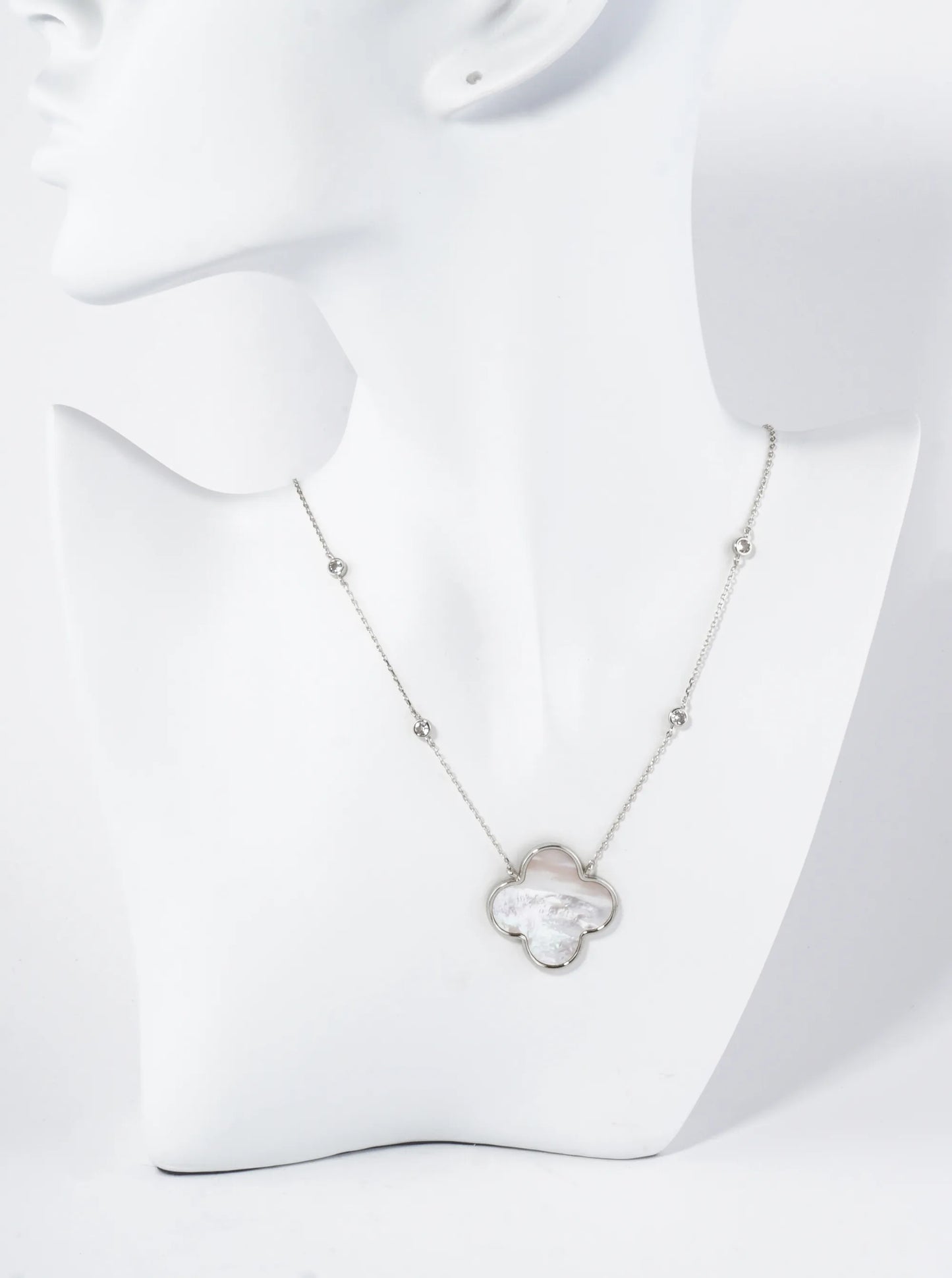 18K Gold Dipped 1 Inch Quatrefoil Pendant CZ Stone Chain Necklace