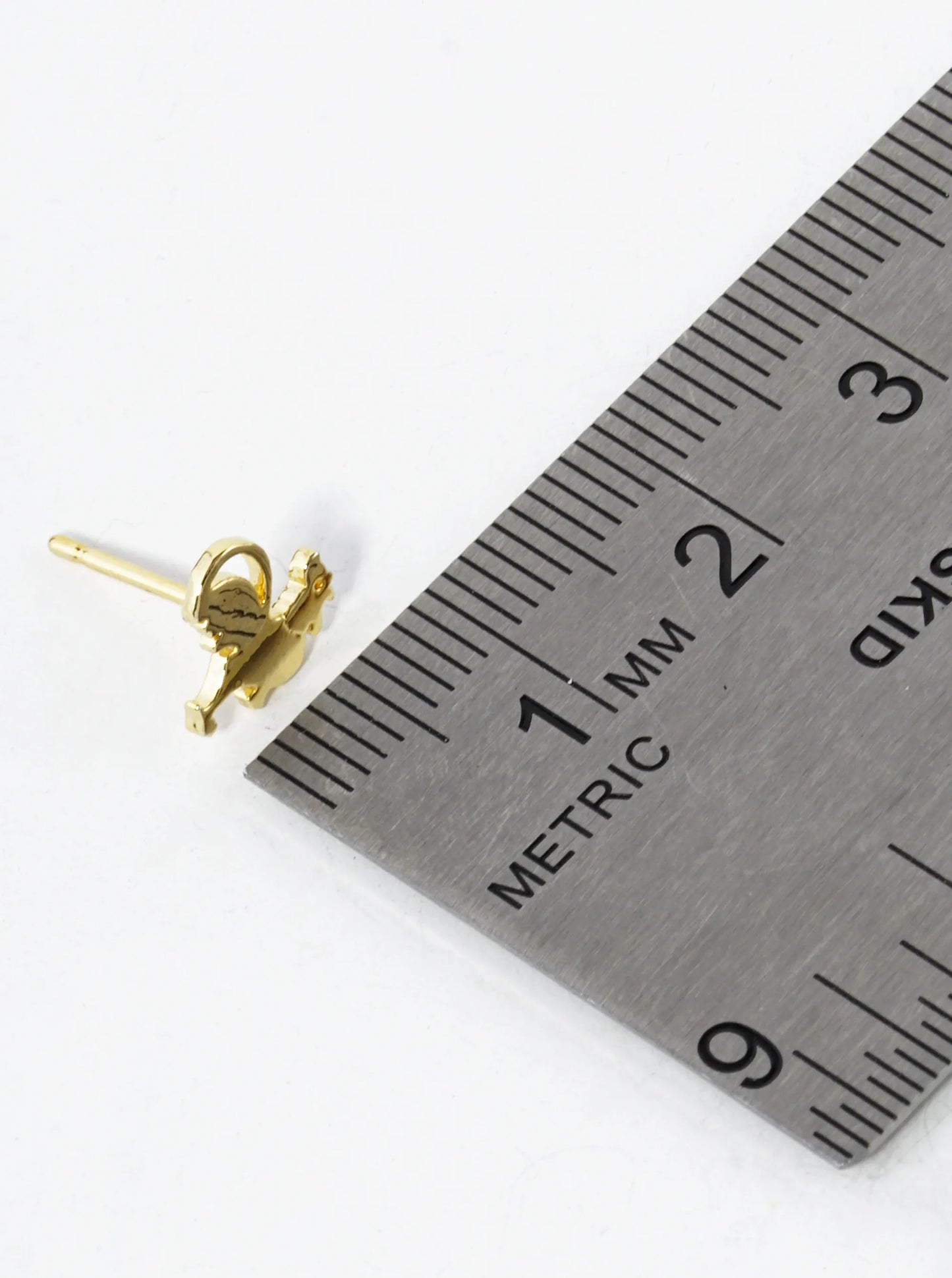 18K Gold Dipped 8mm Flat Heart Skull Stud Earrings