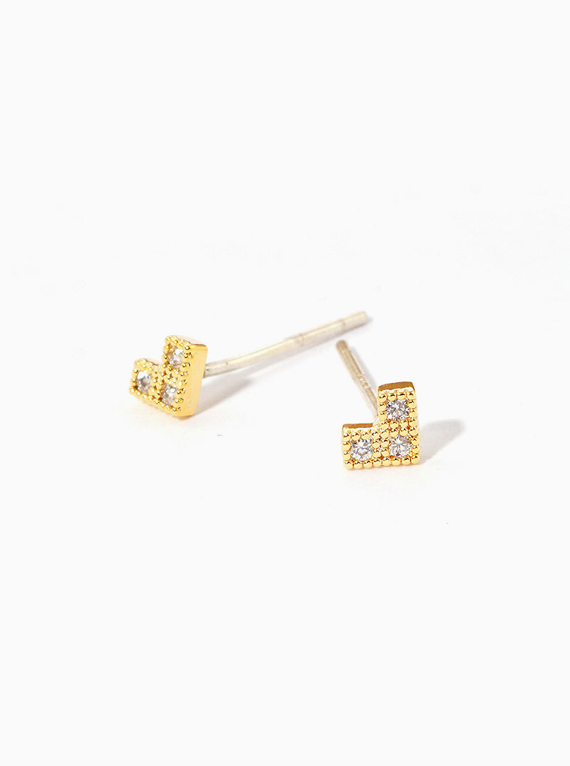 18K Gold Dipped Pixelated Small Heart Minimalist Stud Earrings