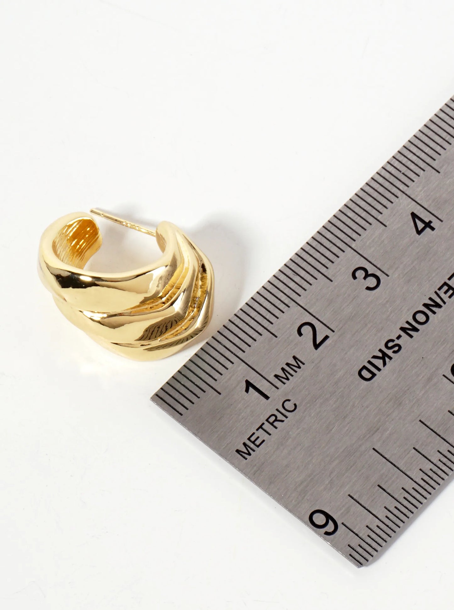 18K-Gold-Dipped Polished 20mm Textured Brass Hoop Earrings With-Three-Interconnected-Loops