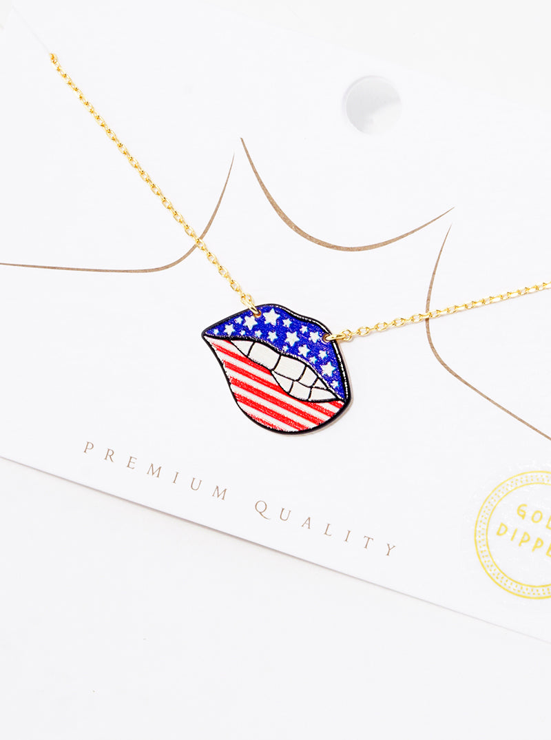 18k Gold Dipped US Flag Pattern Lips Printed Pendant Necklace