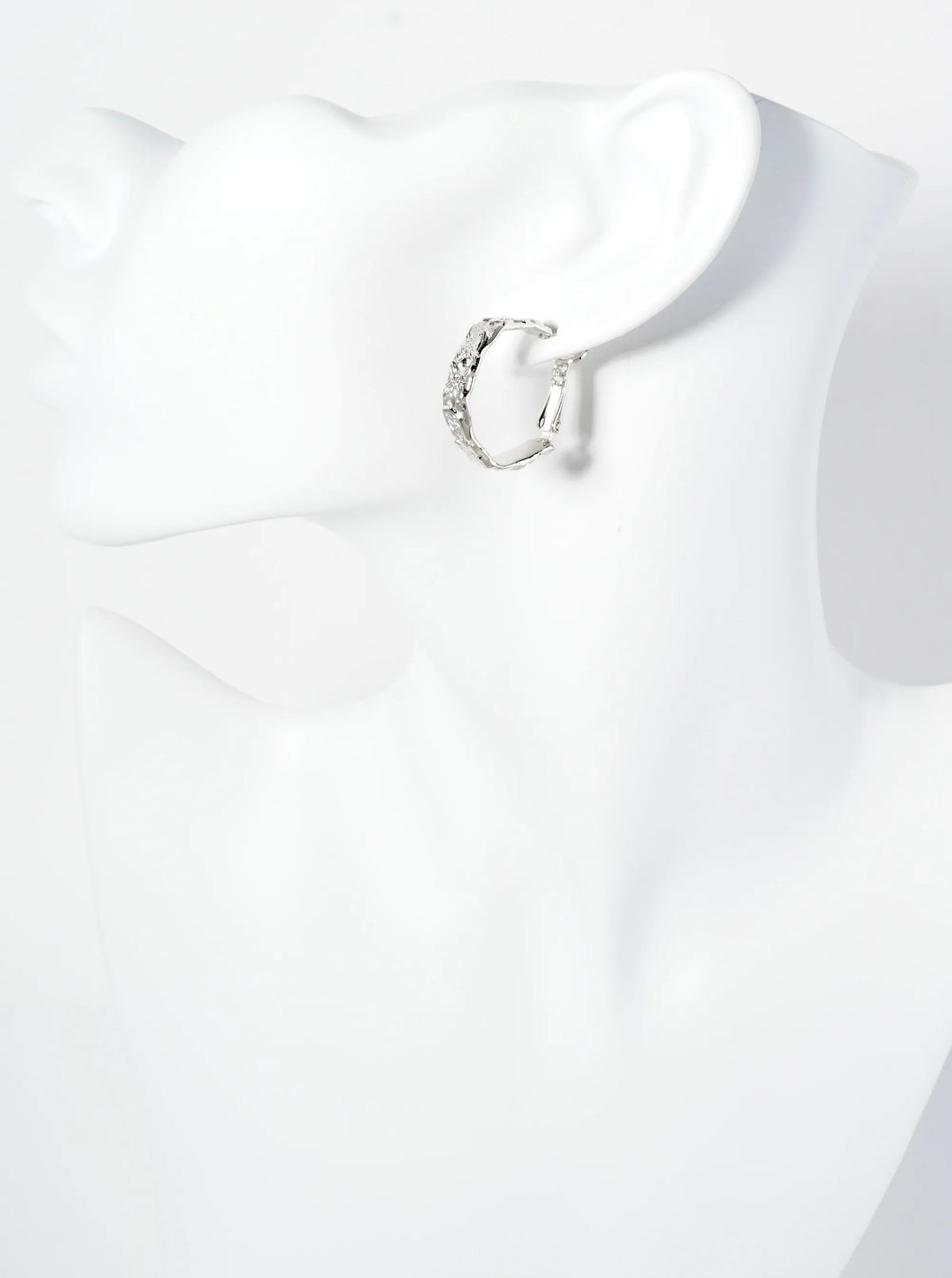 25mm 14K-Gold-Dipped Latch-Back Hoop Earrings With Floral And Leaf Texture