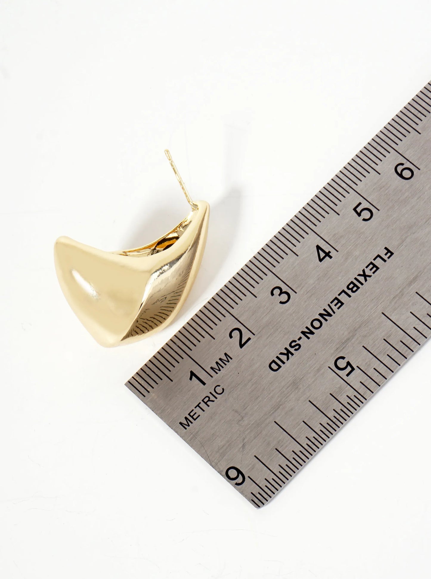 28mm Modern Hollow Teardrop Polished Brass 18K-Gold-Dipped Hoop Earrings