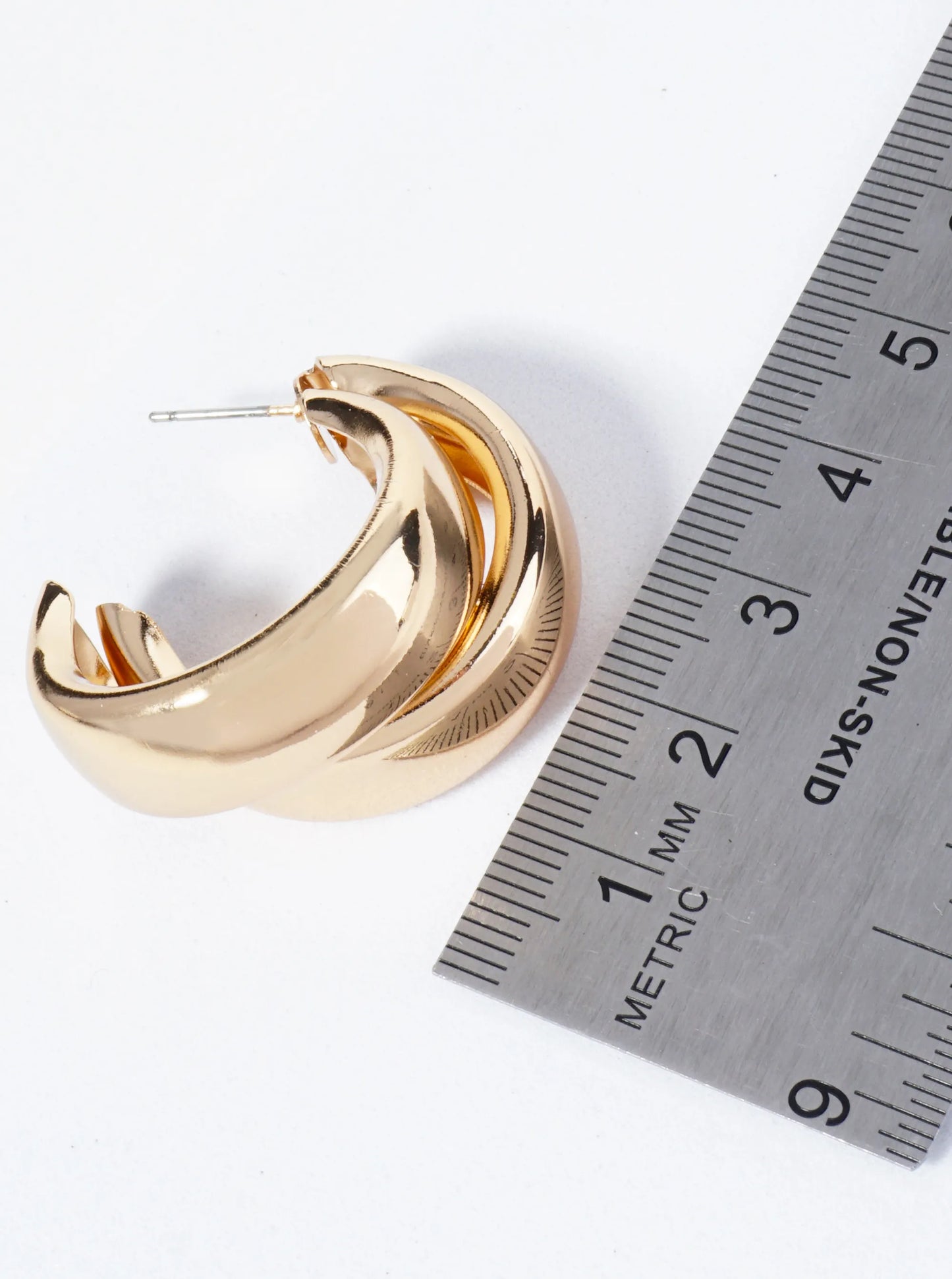 35mm Two Chunky Overlapping Hoop Earrings
