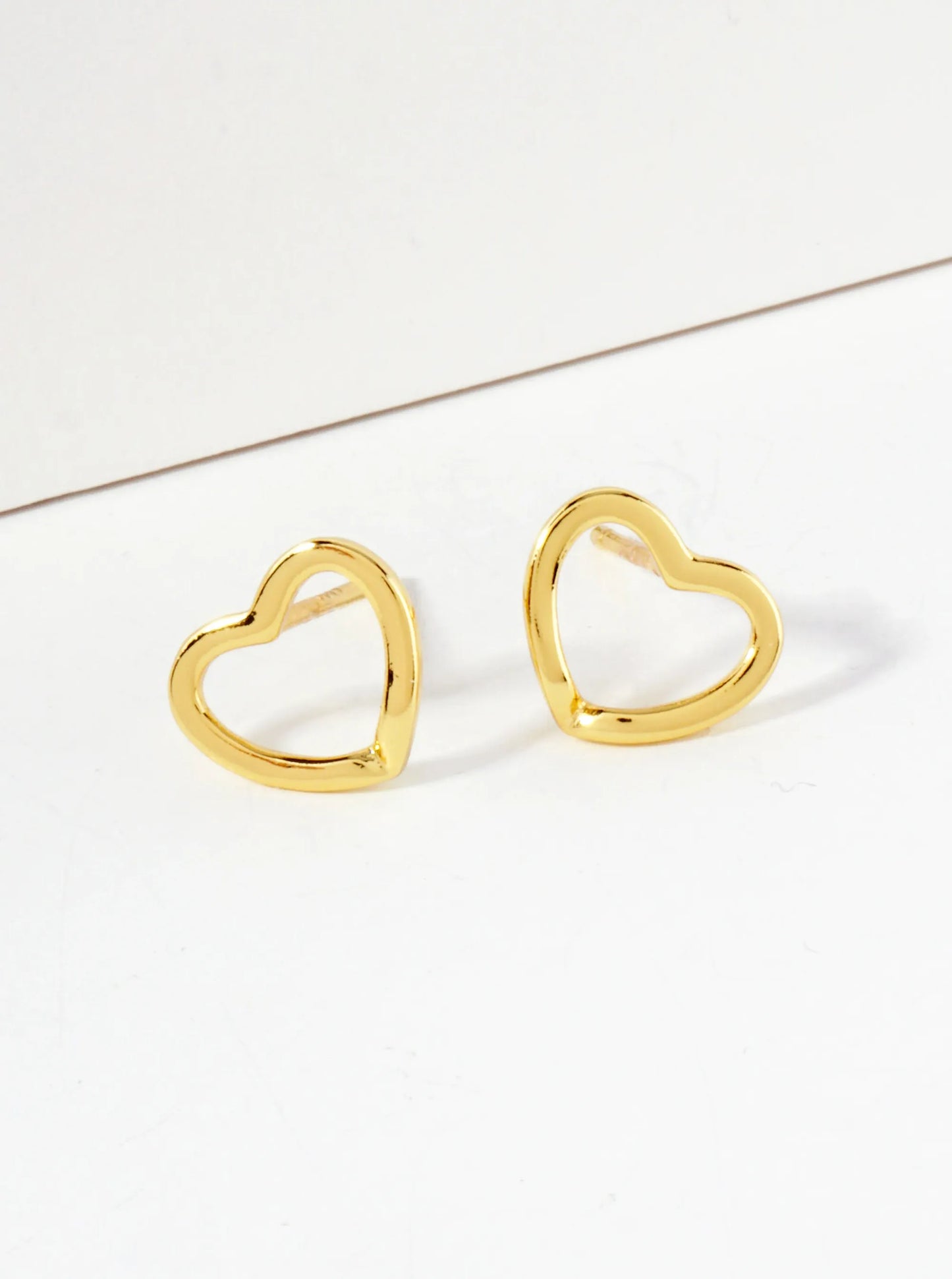 7mm Dainty Wire Heart 18K-Gold-Dipped Brass Stud Earrings