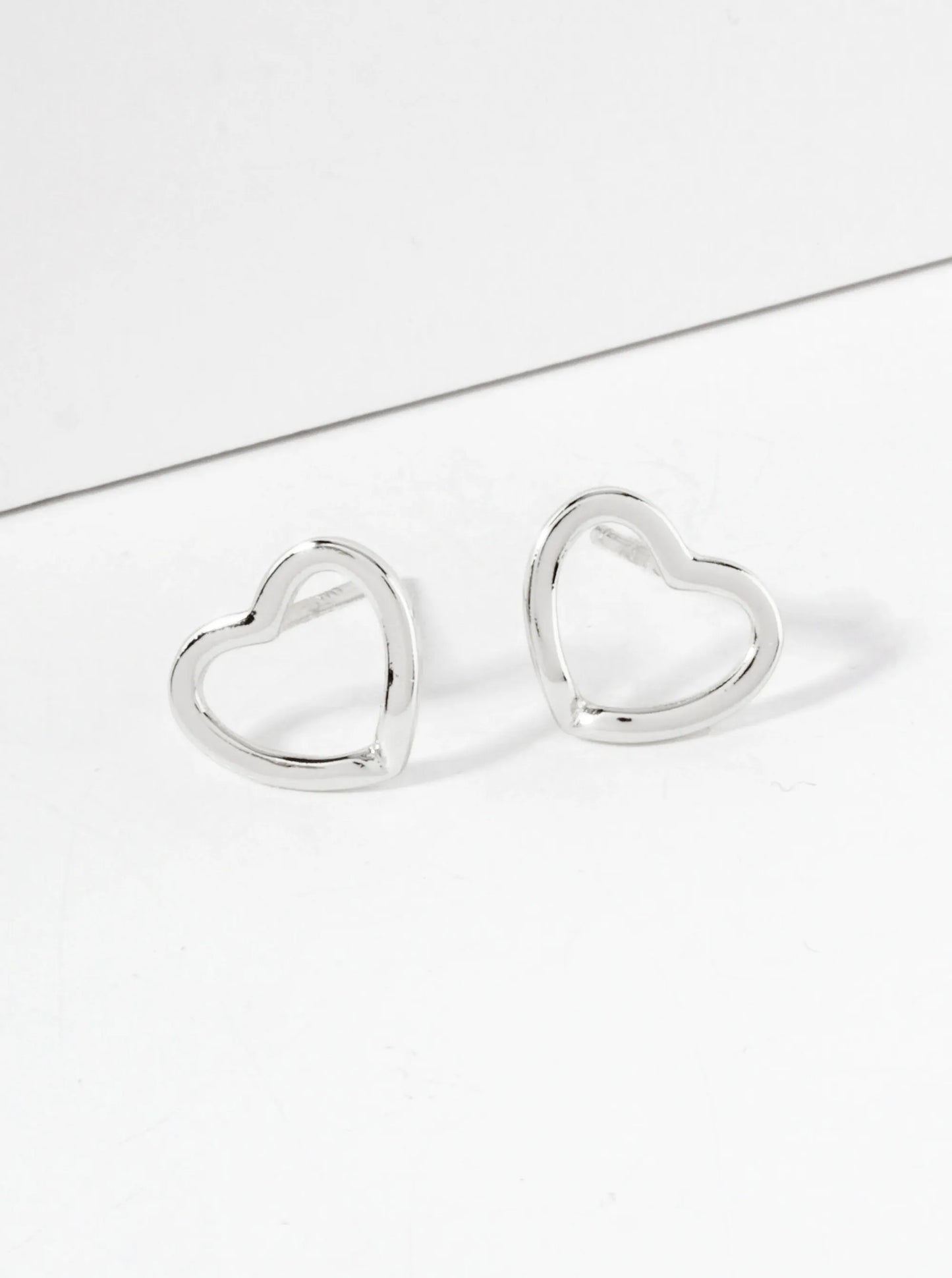 7mm Dainty Wire Heart 18K-Gold-Dipped Brass Stud Earrings