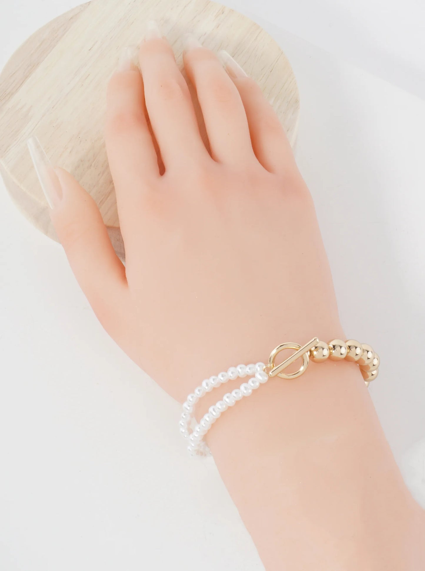 7mm Metallic-Bead 4mm Pearl-Bead Toggle-Closure Stretch Bracelet