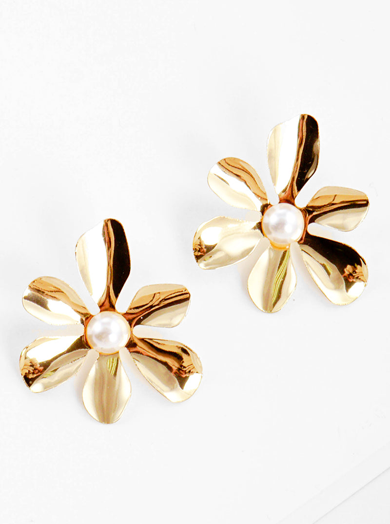 Acrylic Pearl Metal Floral Flower Post Stud Earrings