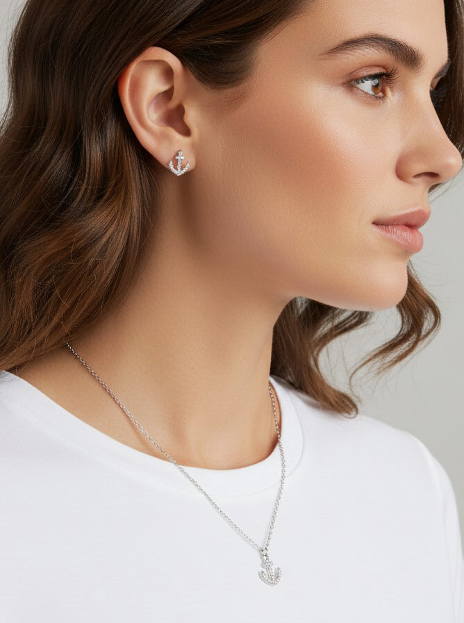 Anchor Pendant Textured Necklace