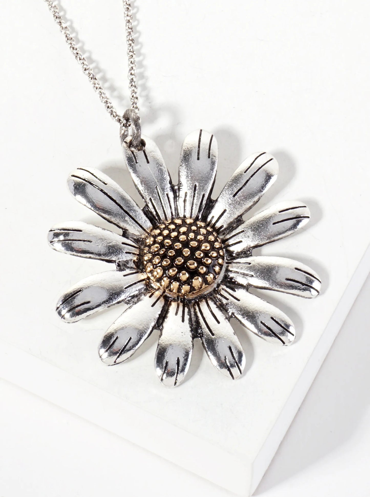 Botanical-Theme Dual-Tone Textured Metal Flower Pendant 32-inch Long Necklace