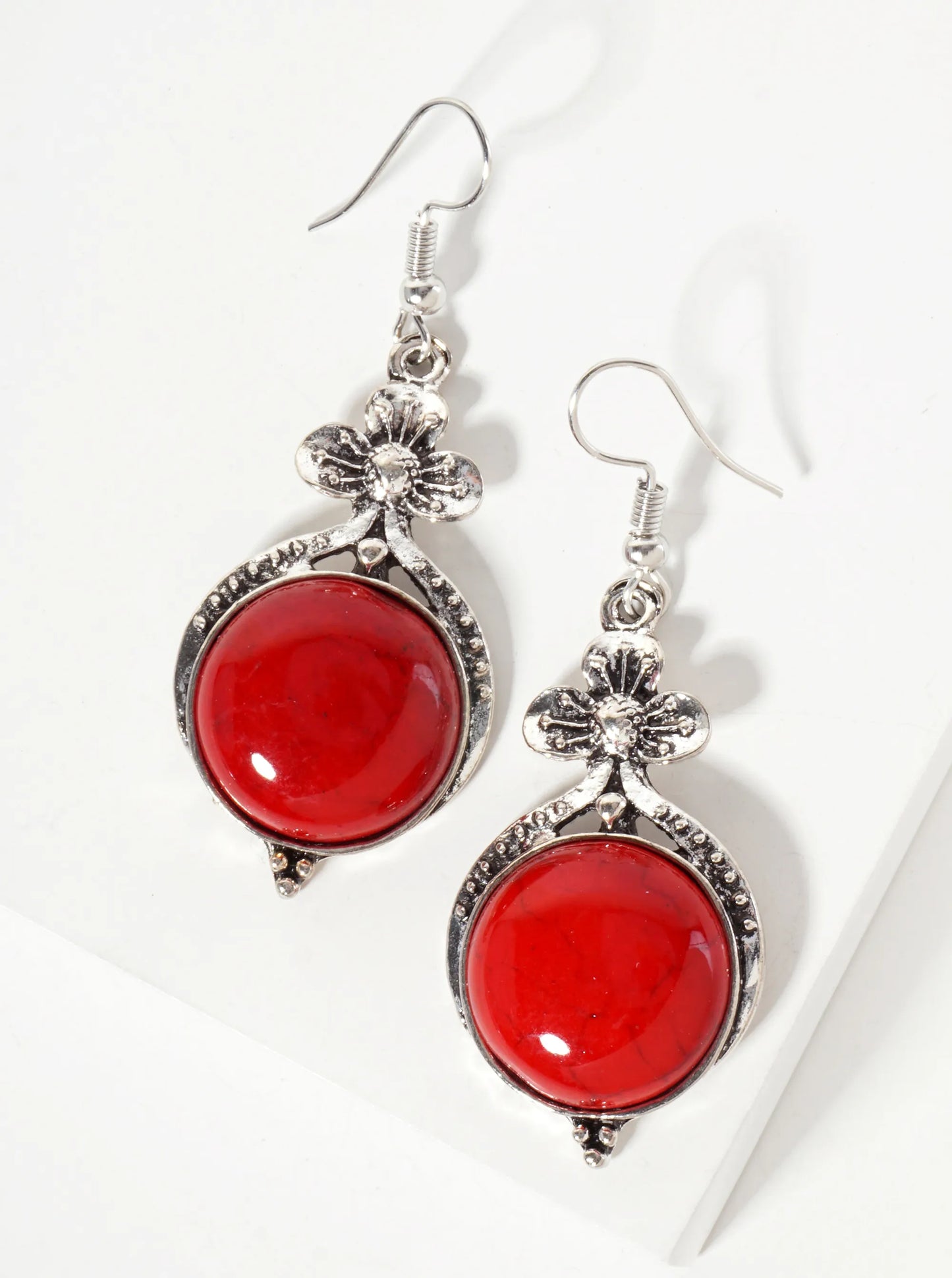 Botanical-Theme Flower-Decorated Semi-Precious Natural-Stone Western Dangle Earrings