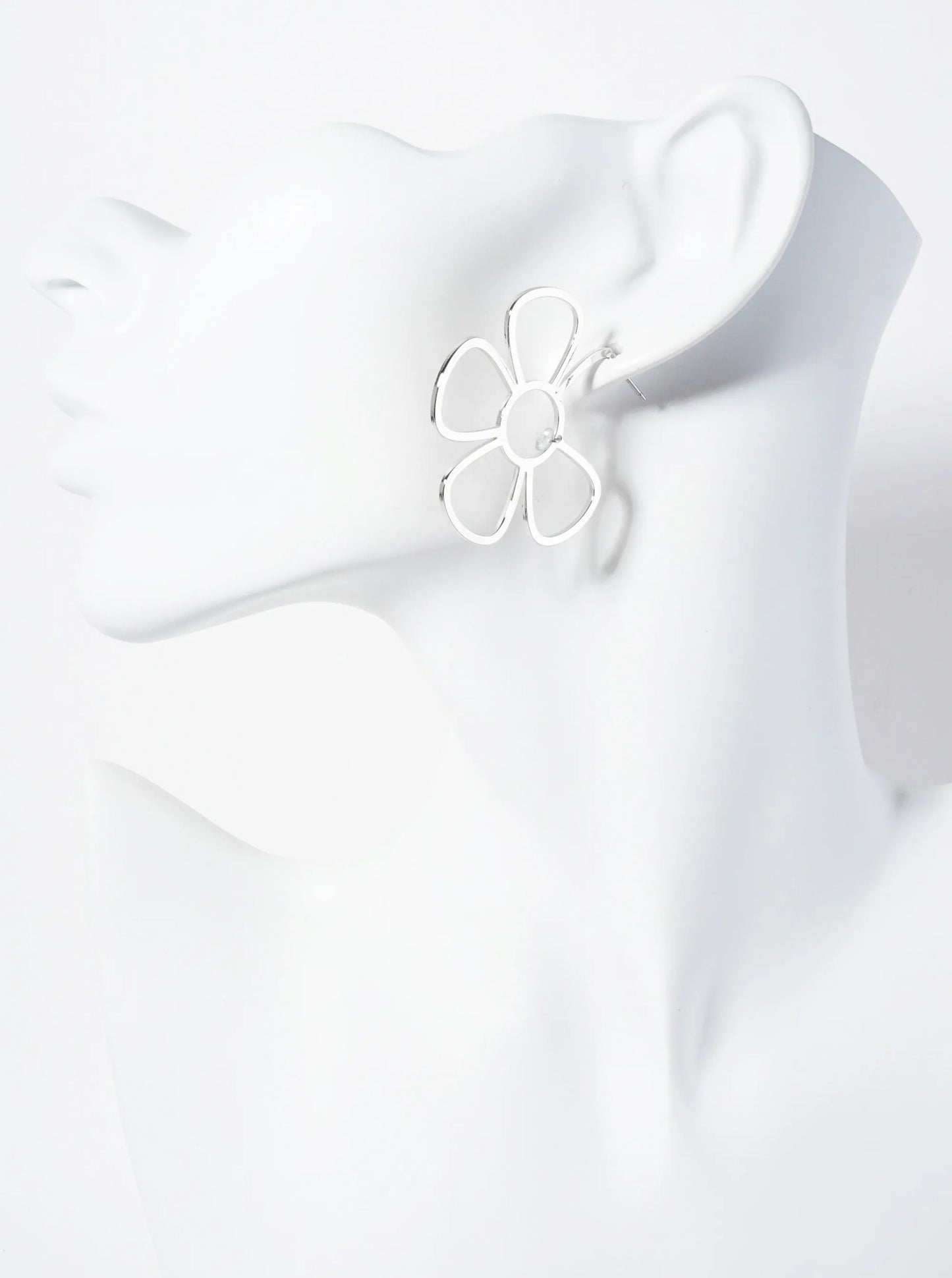 Botanical-theme Cutout Flower-shaped Hoop Earrings