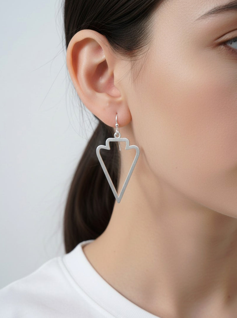Brushed-Arrow-Dangle-Drop-Earrings-33-QE1941-WS-2-89M9PC20064926K1010.jpg
