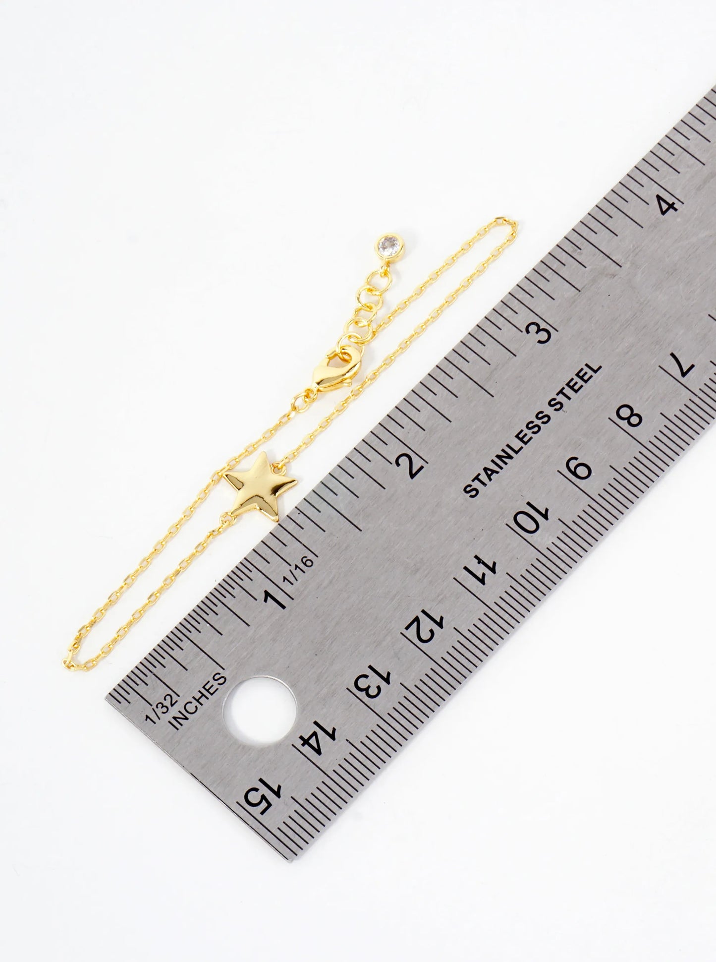 Celestial-Theme 10mm Polished Brass Star Accents 18K-Gold-Dipped Chain Bracelet