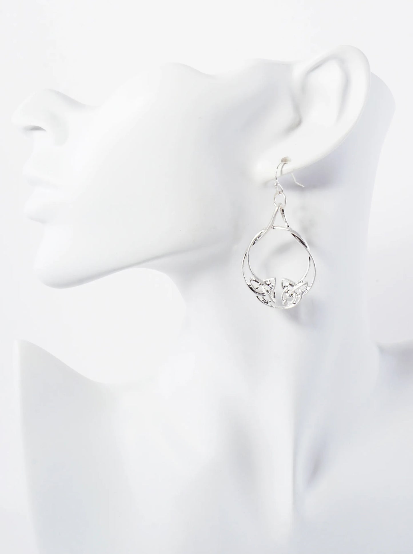 Celtic Knots Filigree Lightweight Metal Dangle Earrings
