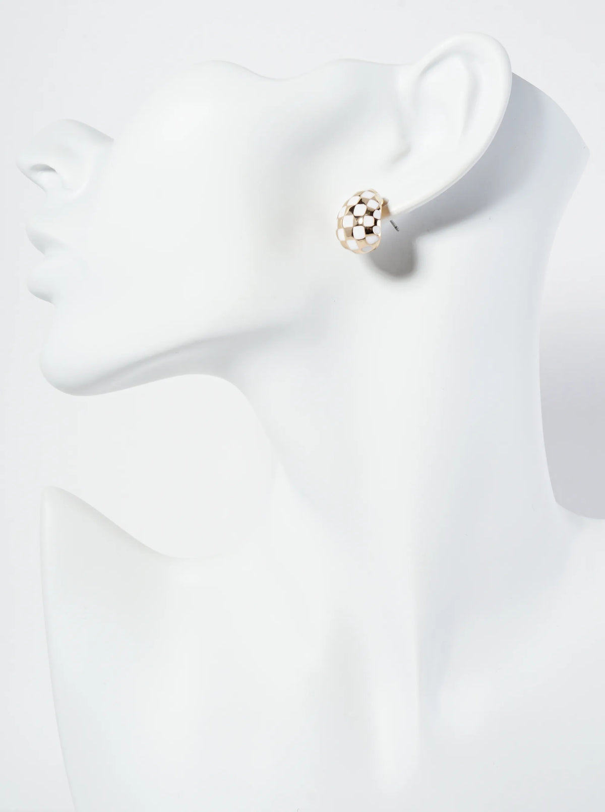 Checkered Pattern 15mm Stud Earrings