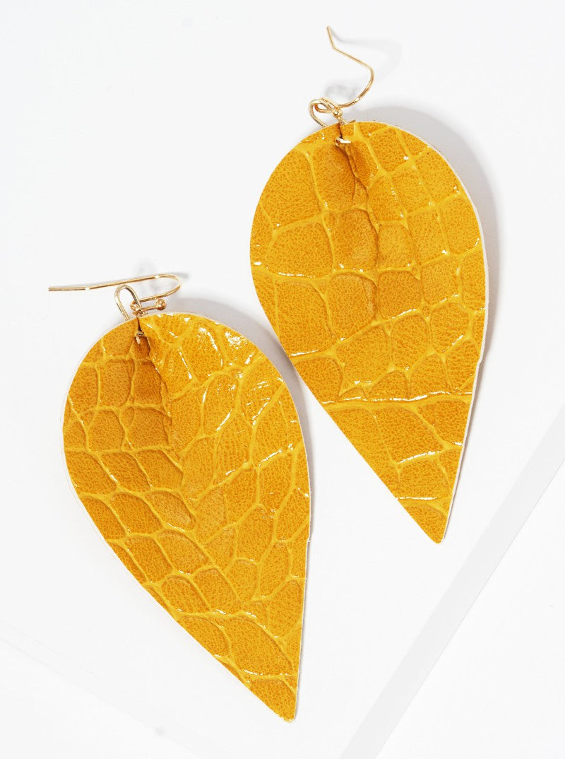 Crocodile Animal Printed Leaf Shape Leatherette Dangle Drop Earrings