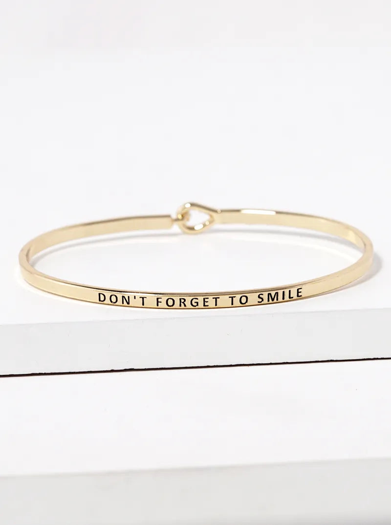Dont Forget To Smile Engraved Inspirational Bangle Bracelet