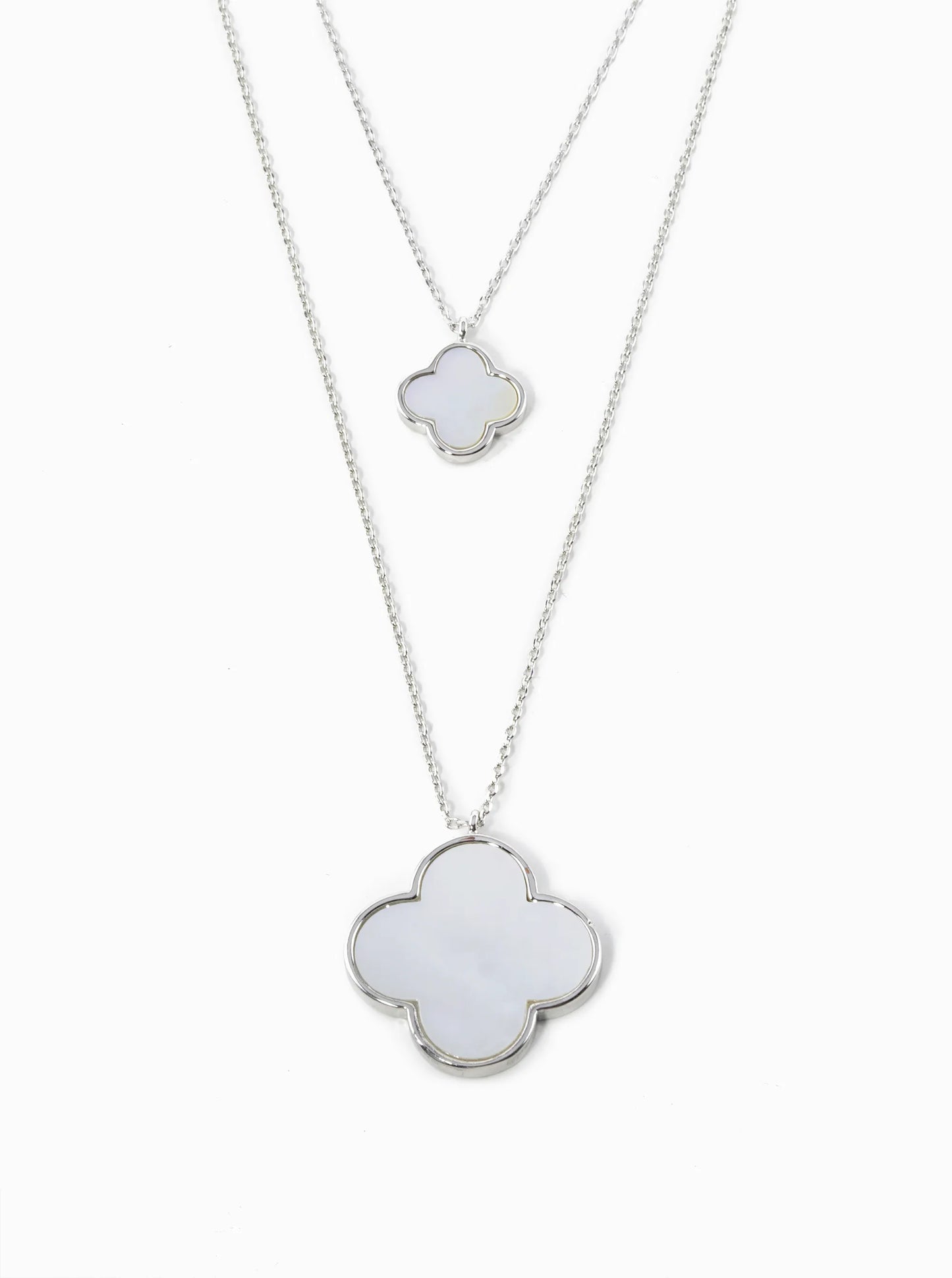 Double Quatrefoil Pendant Layered Necklace