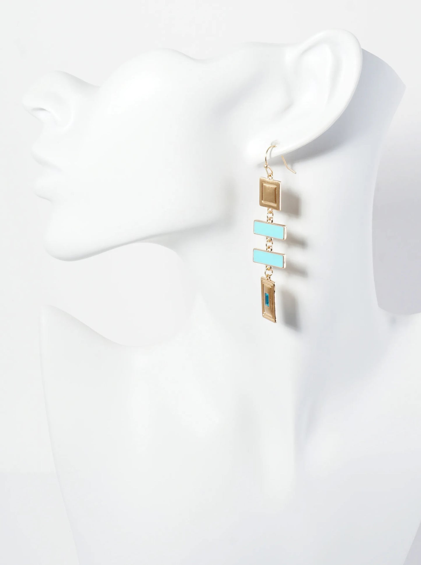 Edgy Dangle Earrings With Various Square Shapes