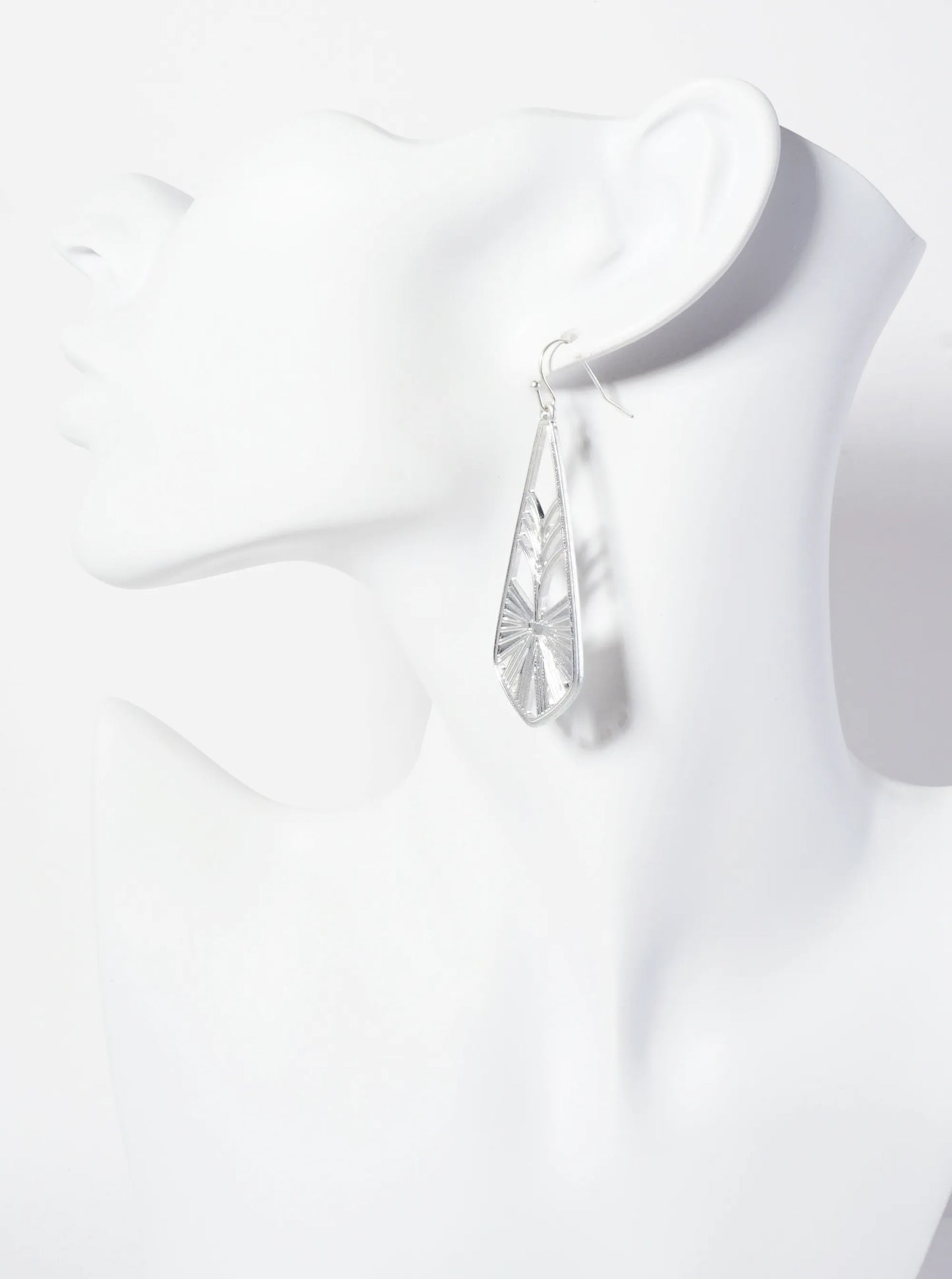 Filigree Textured Pointed Teardrop Earrings