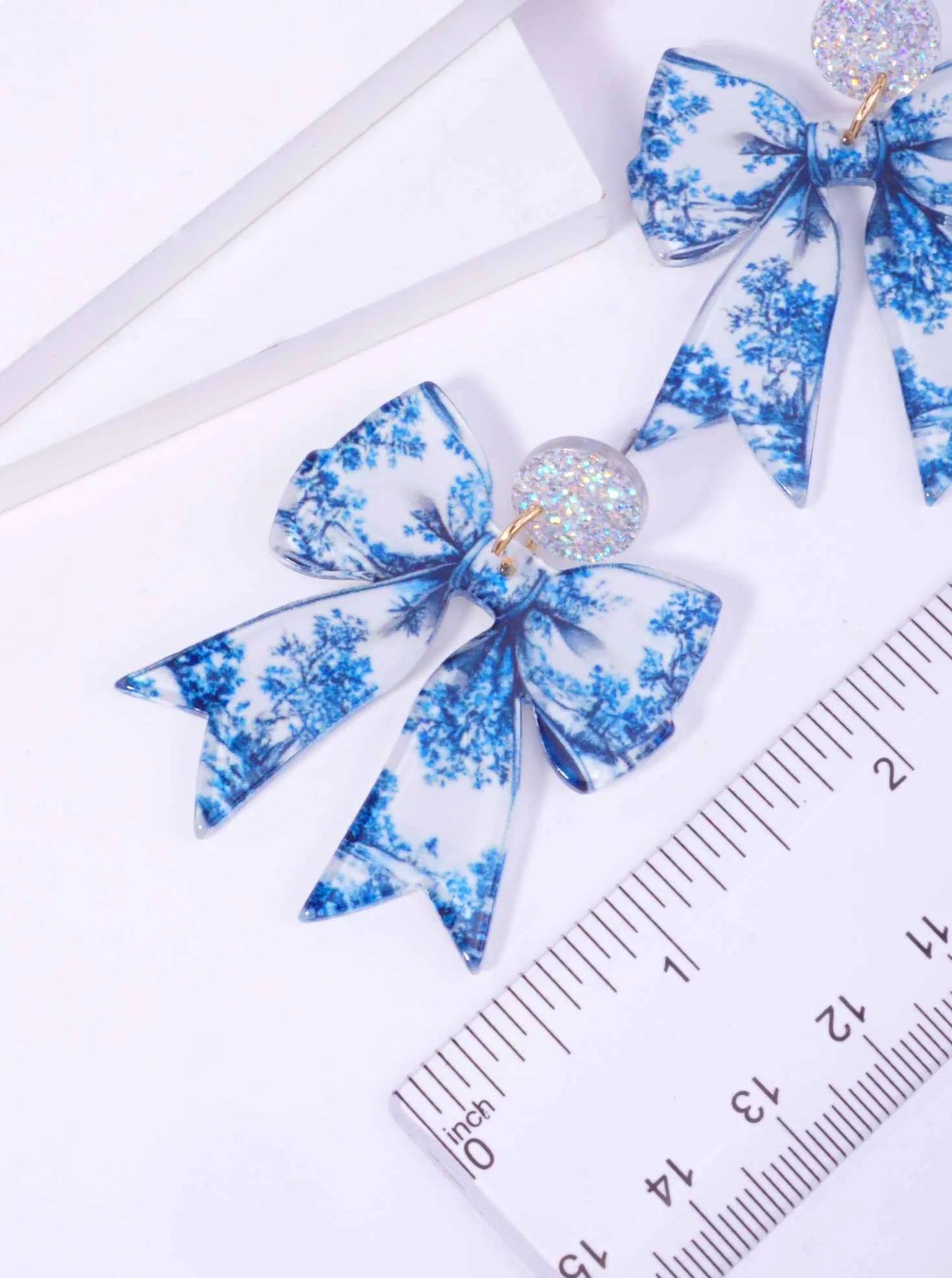Glitter-Round-Blue-Floral-Bow-Acetate-Earrings-141-76853-GD-1-P25KW504083226K0355.jpg
