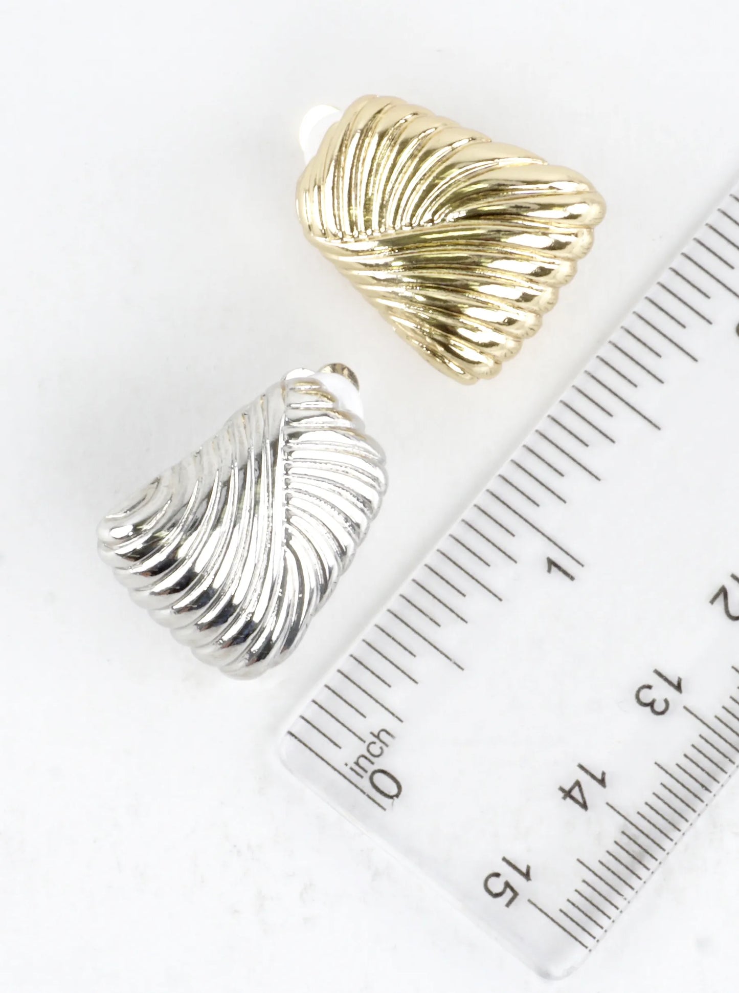 Classic Swirl Trapezoidal Clip-On Earrings