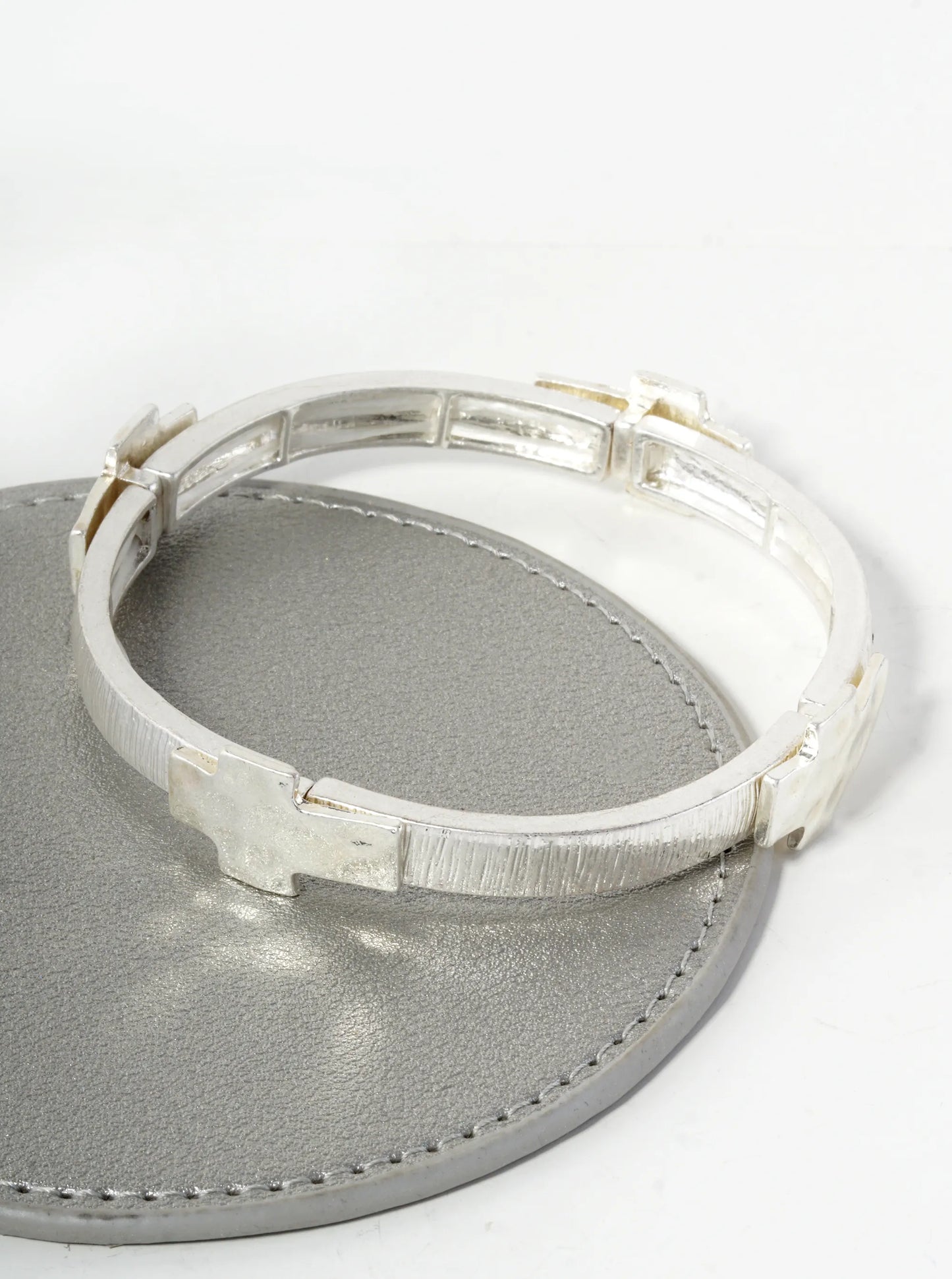 Hammered Cross Cast Brushed Metal Stretch Bracelet