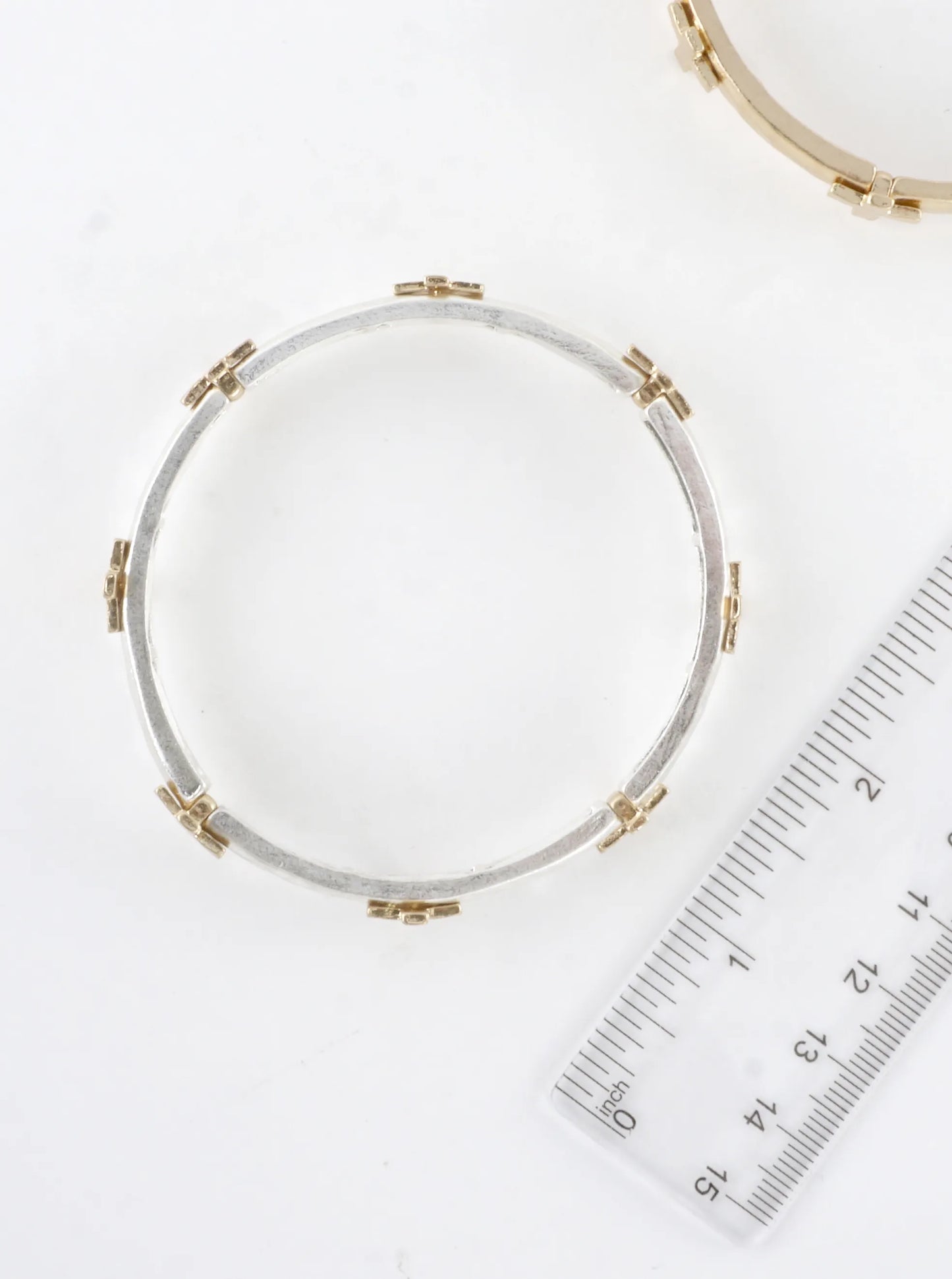 Hammered Cross Stretch Bangle Bracelet