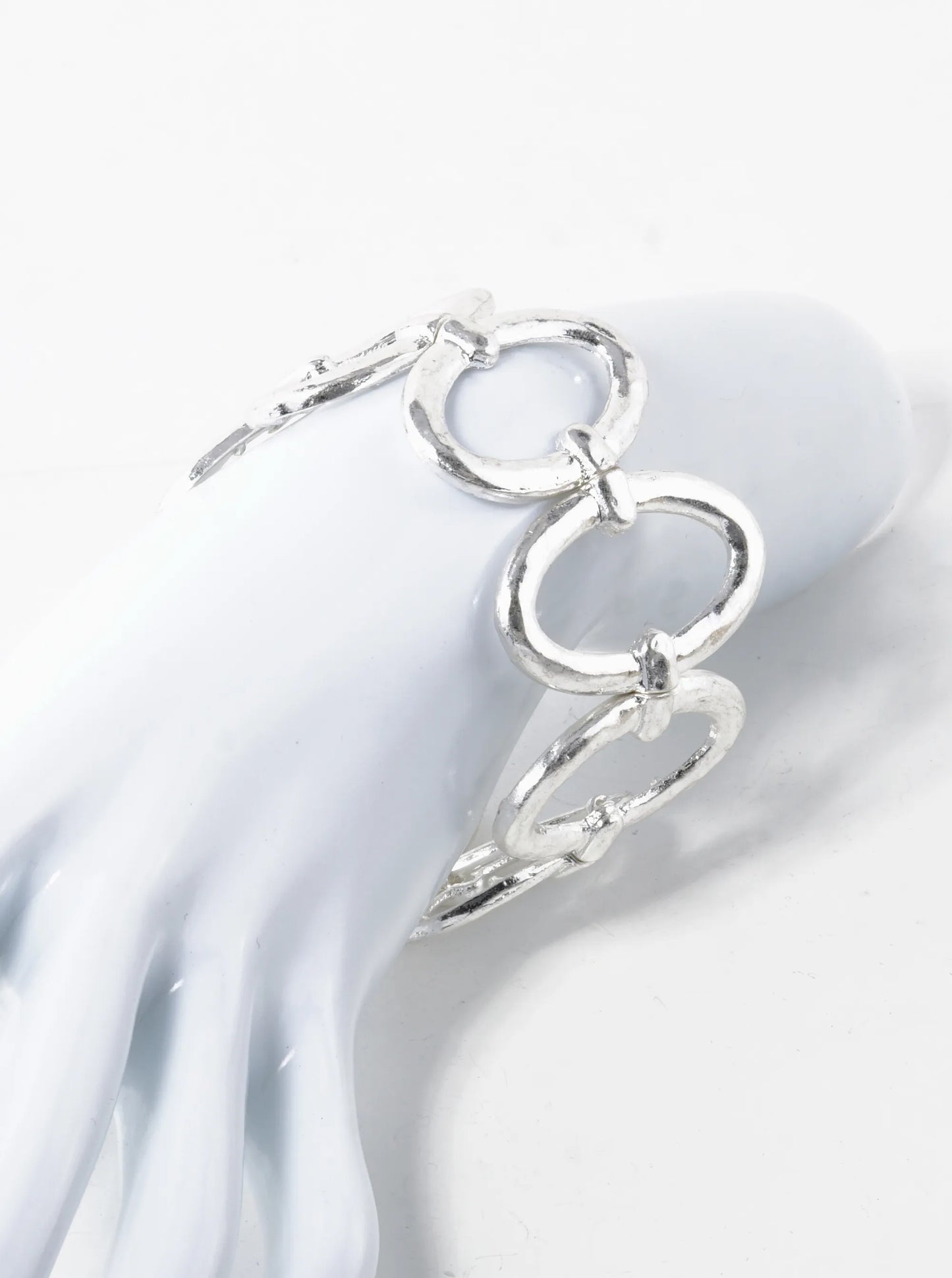 Hammered Metal Oval Cast Linked Stretch Bracelet