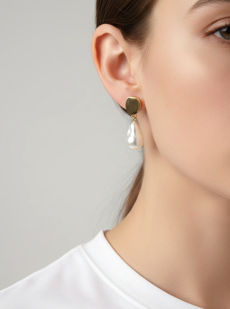 Hammered Oval Artistic Resin Pearl Earrings