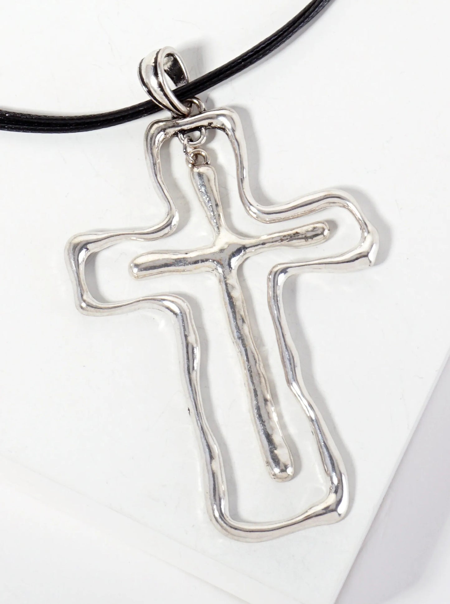 Hammered-Textured Double Cross Pendant Layered Leatherette Necklace Set-with-Earrings