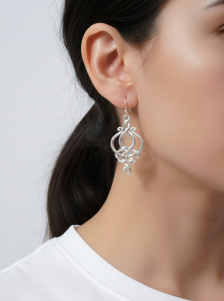 Interlaced-Knot-Dangle-Earrings-33-HE2431-WS-2-6VB92K20064626K1009.jpg
