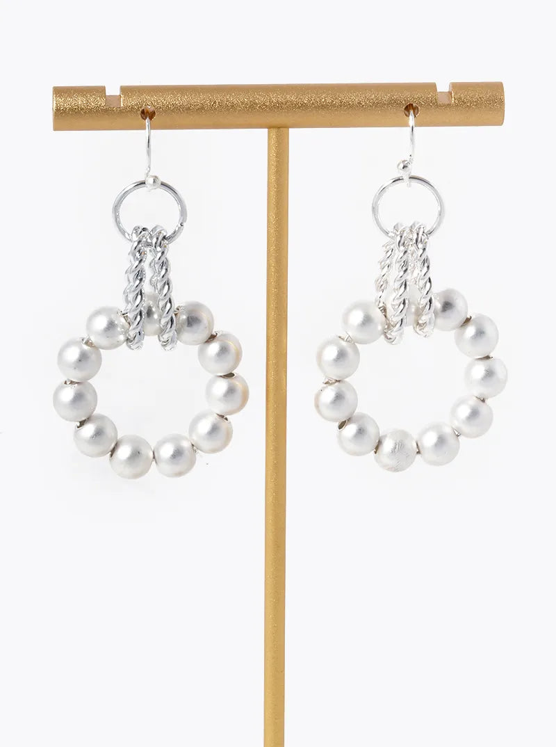 Interlocking Metallic Beaded Circle Drop Earrings