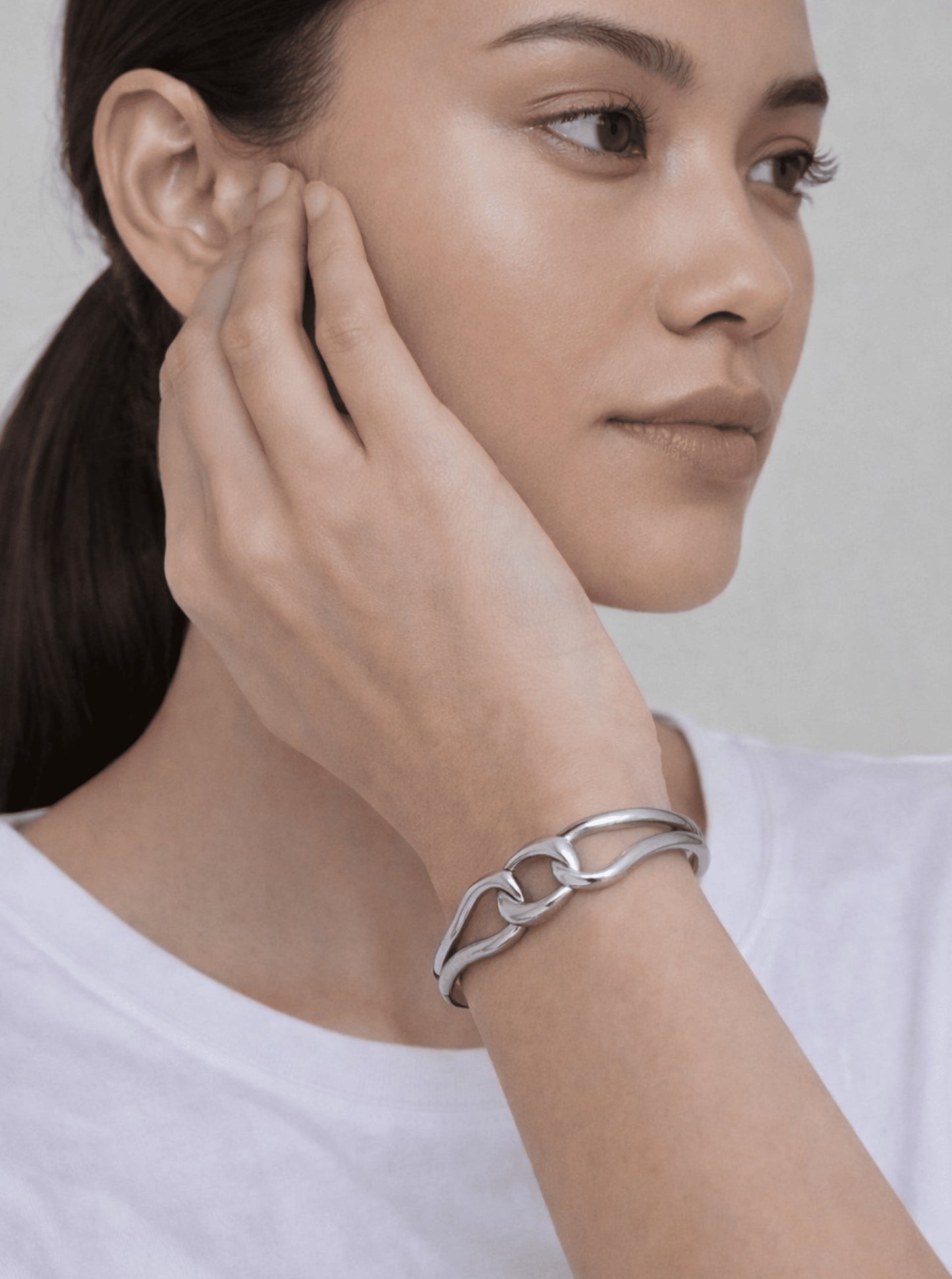 Modern Link Design Bangle Bracelet