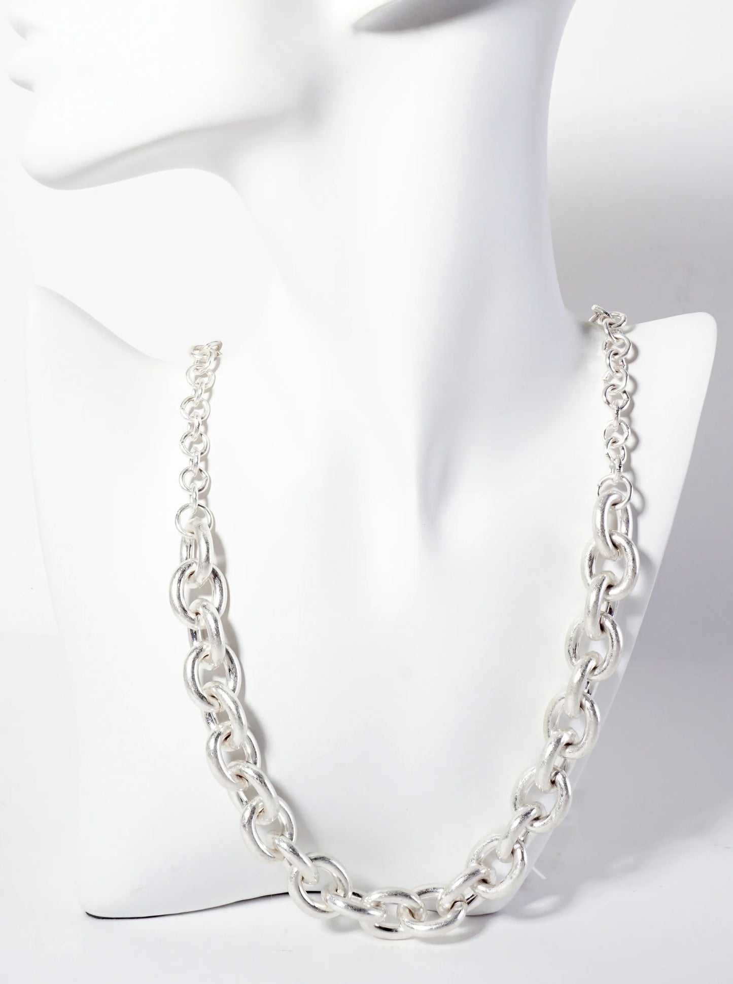 Metal 17mm Chunky Chain 22-inch Necklace